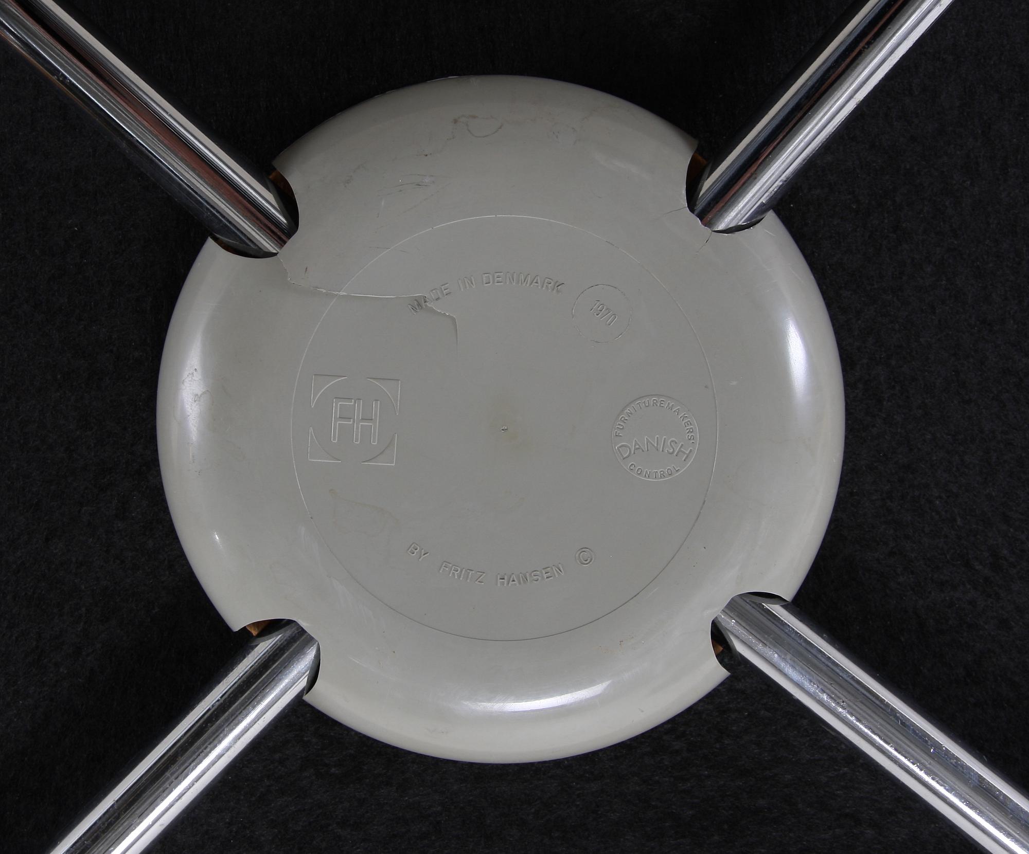 STOLAR, 4 st, "Sjuan", Arne Jacobsen, Fritz Hansen.