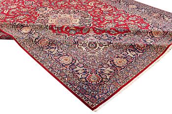 A carpet, old, Kashan, ca 435 x 325 cm.
