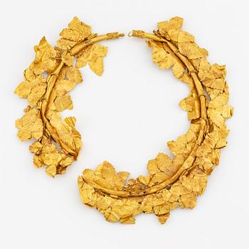 A presumably Hellenistic gold wreath, ca. 300 BC.