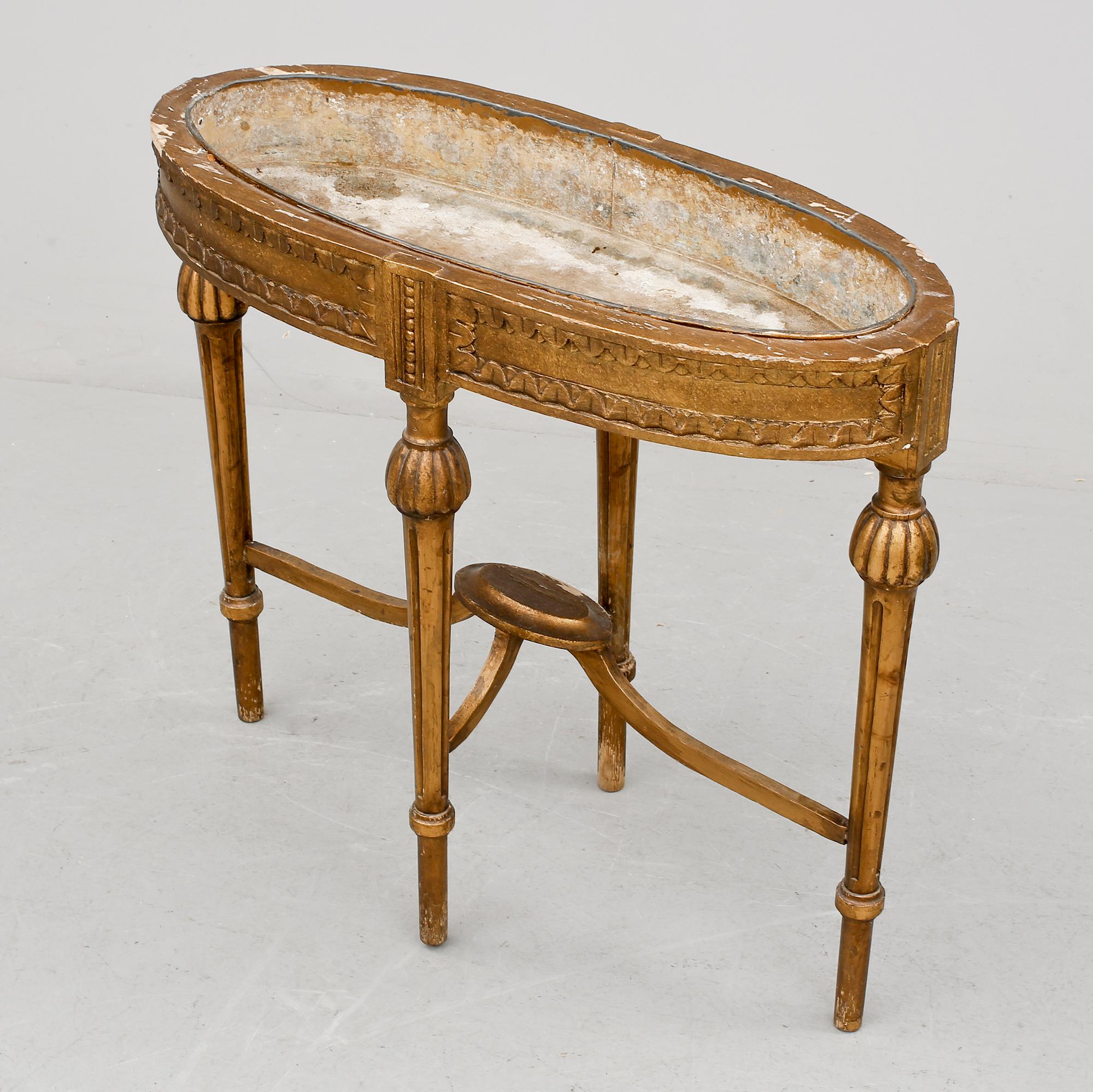 BLOMBORD, gustaviansk stil, 1900-talets första hälft.