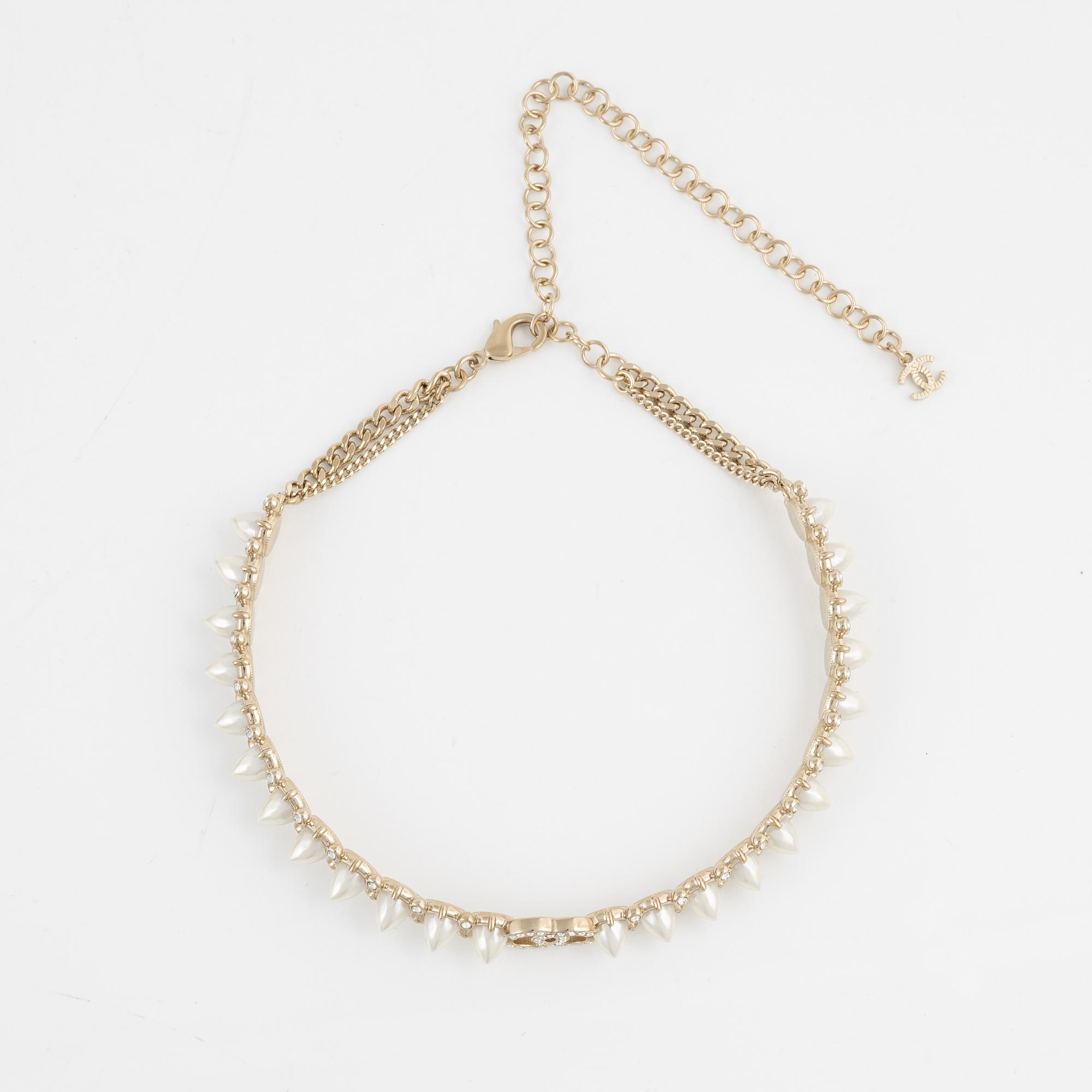 Chanel, a Bijoux Fantasie necklace, 2022.