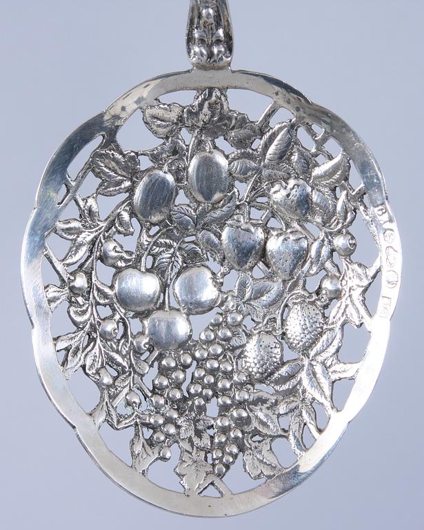 PRYDNADSSKED, silver, rokokostil, Stockholm, 1973.