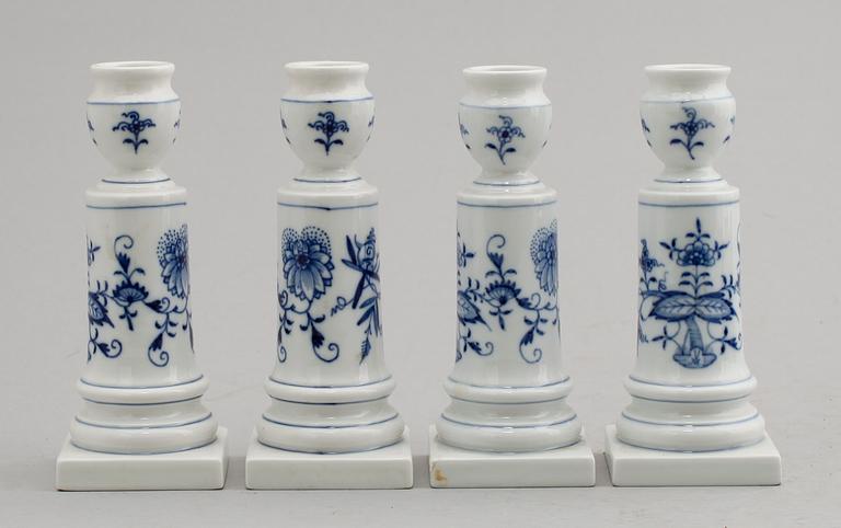 LJUSSTAKAR, 4 st, porslin, Meissen, 1900-tal.