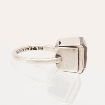 Wiwen Nilsson, ring sterling silver med trappslipad sten, Lund 1949.