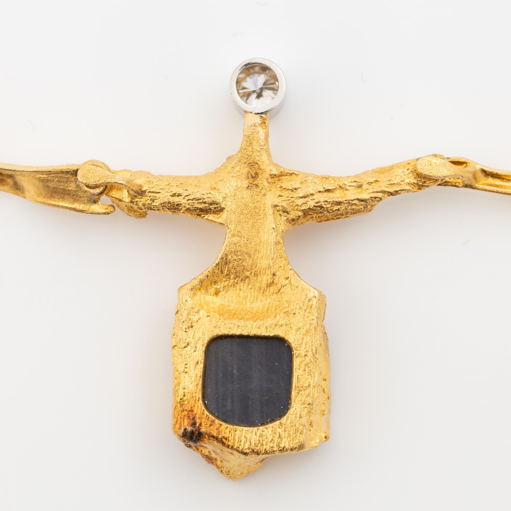 Lapponia necklace 18K gold with spectrolite and brilliant-cut diamond, 1976.