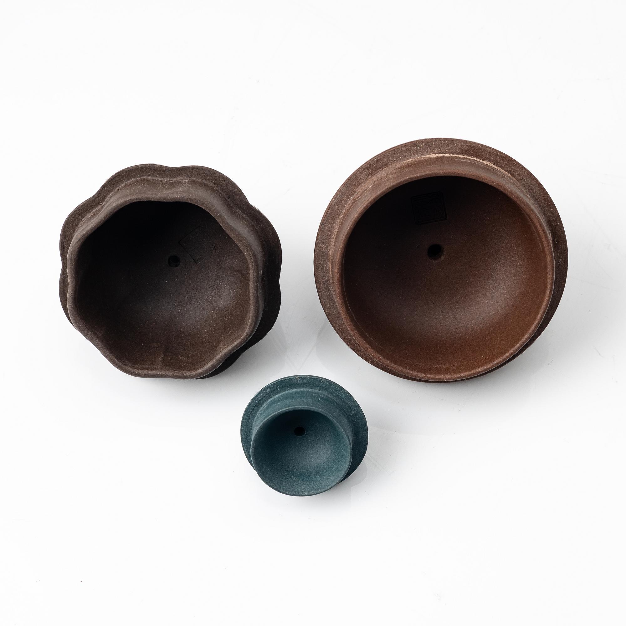 A group of three Chinese yixing 'gongfu' teapots, 1980s.