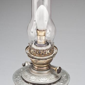 BORDSLAMPA. Sekelskiftet 1800/1900.