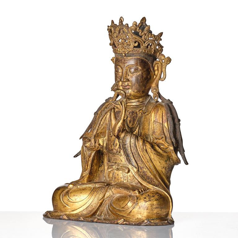 A large and impressive gilt bronze figure of Bodhisattva Avalokiteshvara/Guanyin, Ming dynasty (1368-1644).