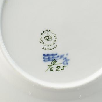 Matservis, Blå Blomster, 123 delar. Royal Copenhagen, Danmark.