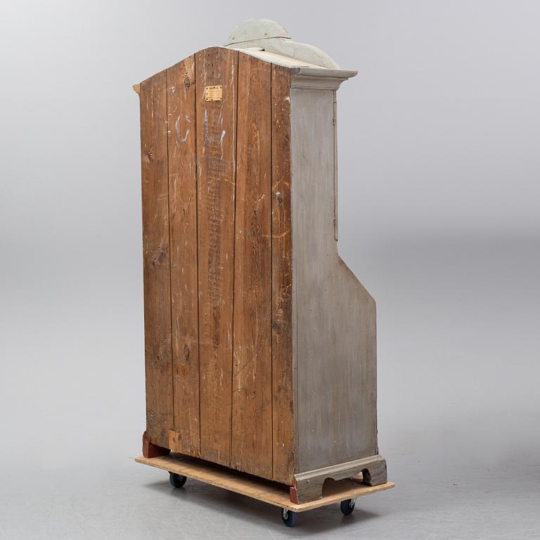 An early 19th century swedish cupboard.