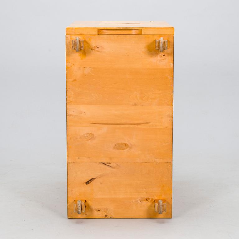 Aino Aalto, A 1940/1950s 'B96' drawer unit for O.Y. Huonekalu-ja Rakennustyötehdas A.B. Finland.