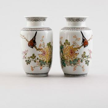 VASER, 1 par, porslin, Kina, 1900-/2000-tal.