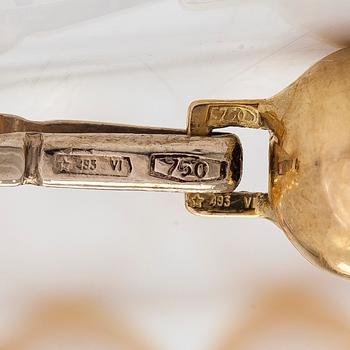 Collier och armband med odlade pärlor, lås i 18K guld. Italien.