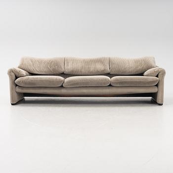 Vico Magistretti, soffa "Maralunga", Cassina, modellen formgiven 1973.