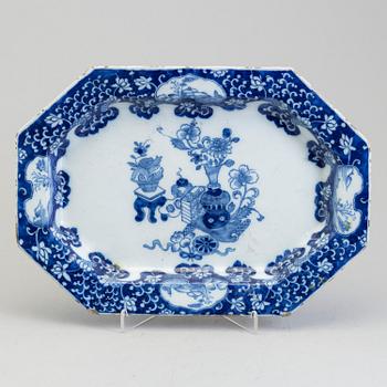 A Northern European faiance dish, 18th century.