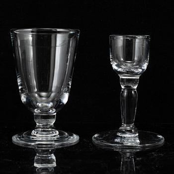 MATS THESELIUS, a 20 pieces glass service, "Körsbärstjuven", designed ca 2000 for Reijmyre, Sweden, never in production.