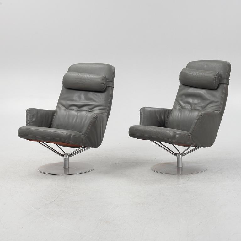 Kenneth Bergenblad, a pair of 'Spider Roto' swivel easy chairs, DUX,