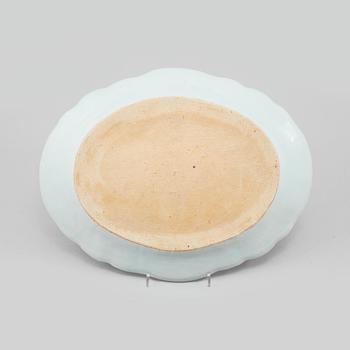 SERVERINGSFAT, porslin, Kina, 1700-tal.