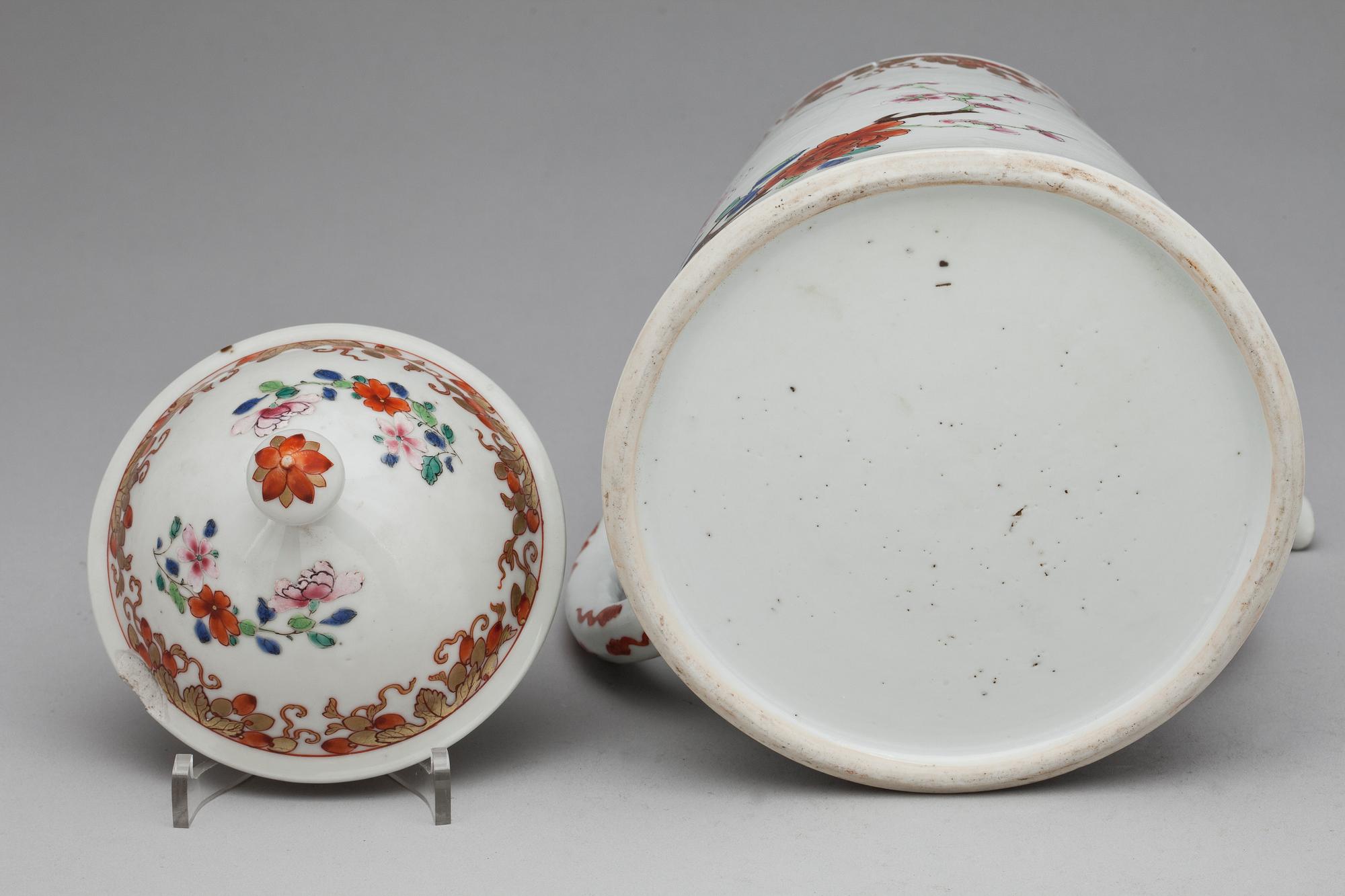 KAFFEKANNA med LOCK, kompaniporslin. Qing dynastin, Yongzheng (1723-35).
