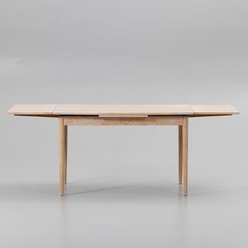 Bord, troligen modell 105, Farstrup, Danmark, 1900-talets andra hälft.