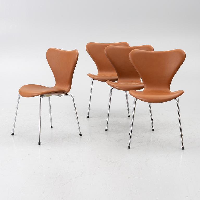 Arne Jacobsen, Four 'Series 7' chairs, Fritz Hansen, Denmark.