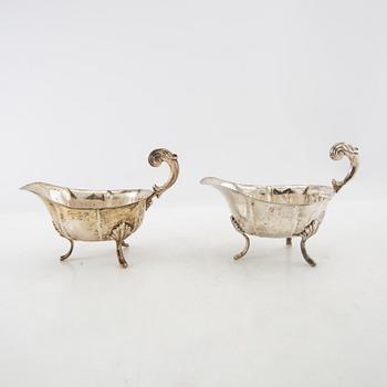 Sauceboats 4 similar Rococo-style silverplate early 20th century.