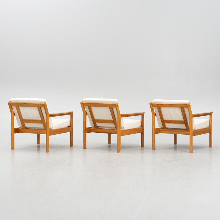 A set of three chairs, late 20th Century.