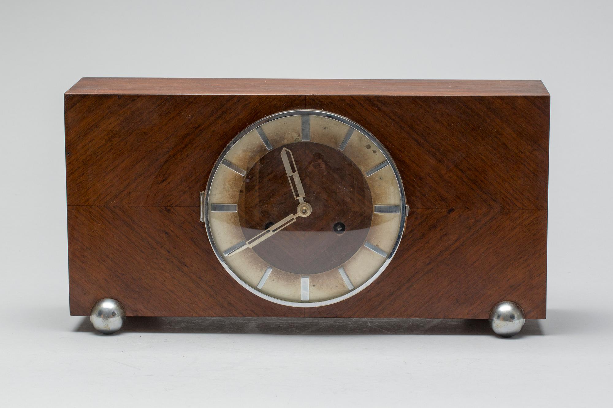 BORDSUR, art deco, Märkt "Kasen Dansk Arbejde", 1930-tal.