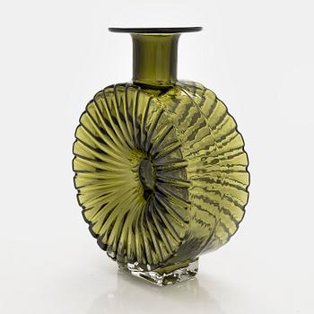 Helena Tynell, a 'Sun bottle' for Riihimäen Lasi Oy. In production 1964-1974.