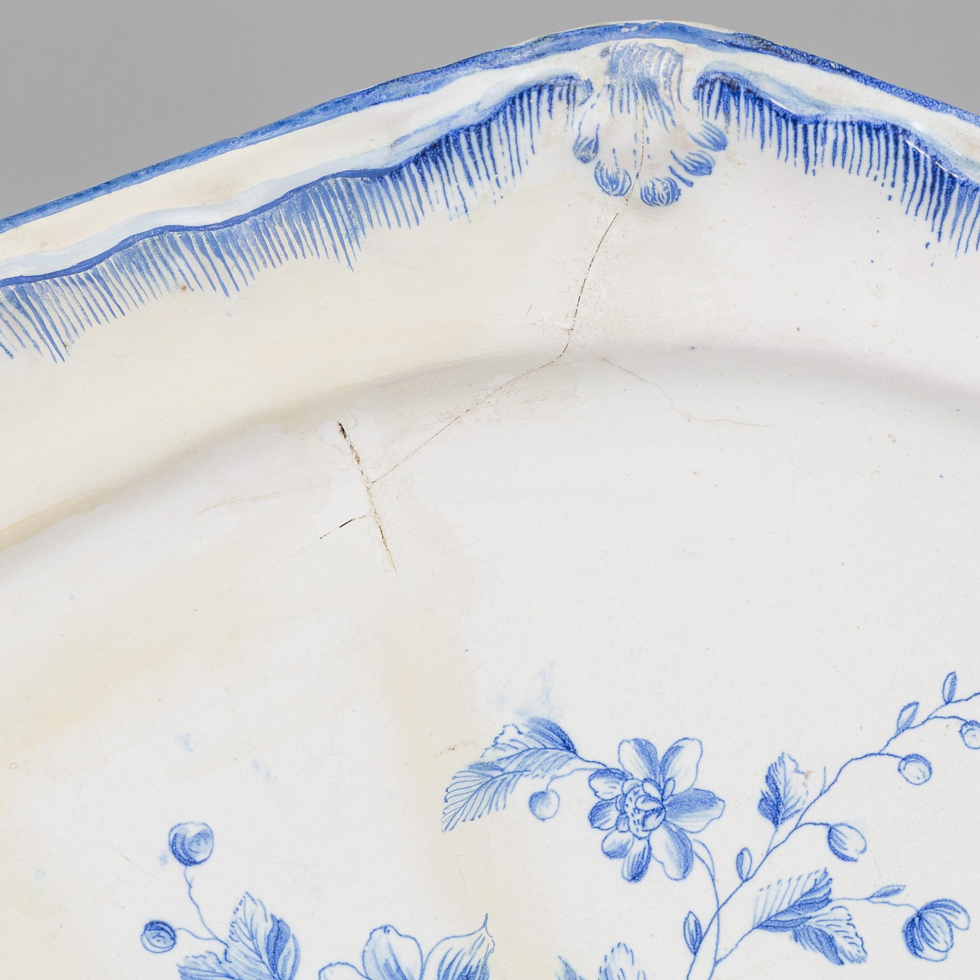 A Swedish Marieberg faience dish, 18th Century.