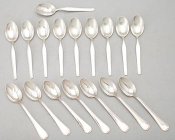 MOCKASKEDAR, 10+7 st, silver, bla GAB 1976. Tot vikt 150 g.