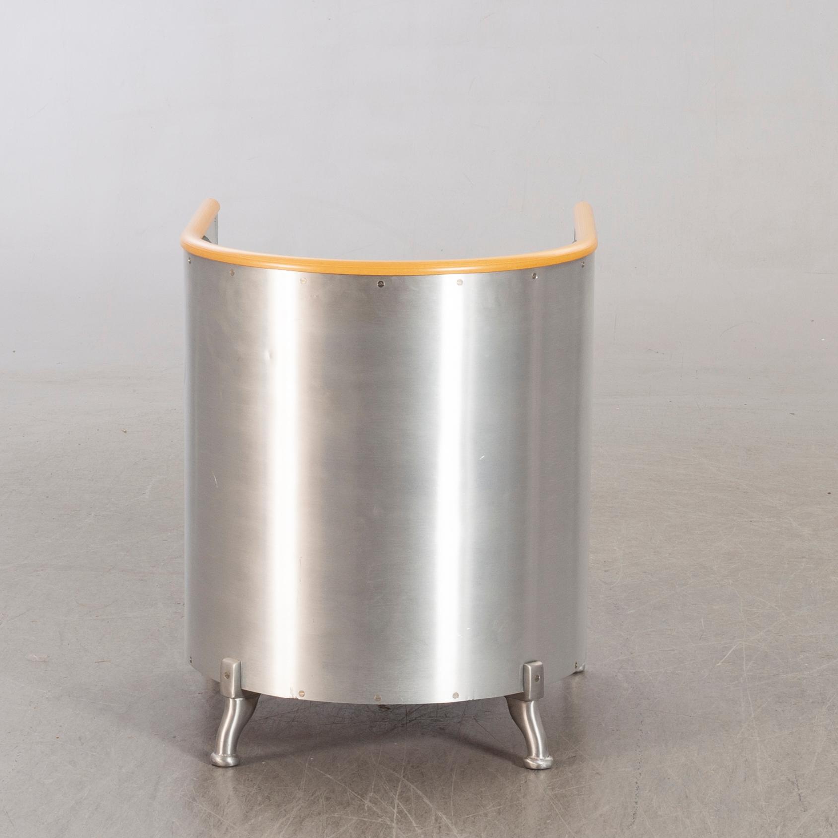 Mats Theselius, fåtölj, "Aluminium", Källemo, formgiven 1990.