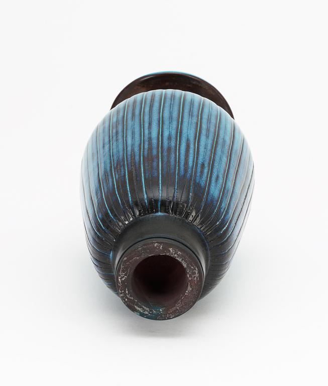 A Wilhelm Kåge 'Farsta' stoneware vase, Gustavsberg studio, probably 1950's.