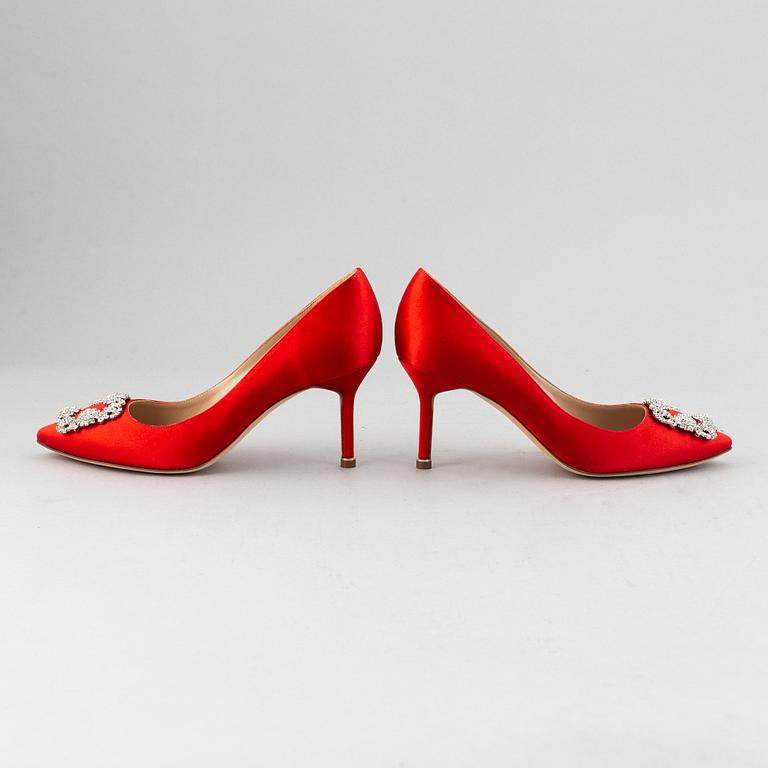 Manolo Blahnik, a pair of red satin 'Hangisi' shoes, 2020, size 38½.