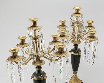 KANDELABRAR, ett par, oscarianska, 1800-talets slut.