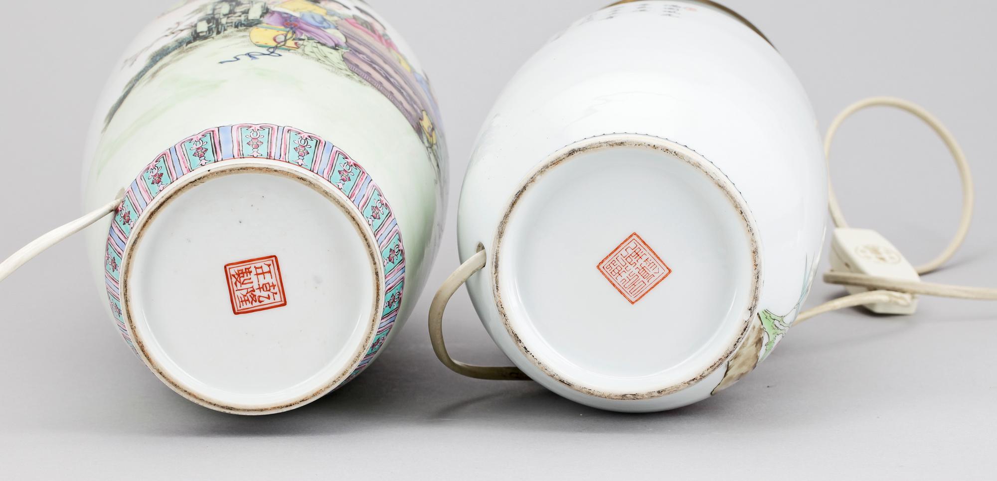 BORDSLAMPOR, 2 st, porslin, Kina, 1990-tal.