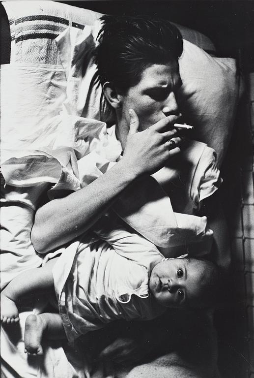 Larry Clark, "Untitled (Smoking with baby)", 1963.