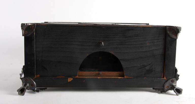 BORDSPENDYL, senbarockstil, USA, omkr 1900.