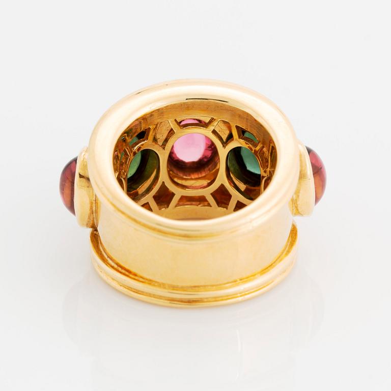 An 18K gold Temple St Clair ring set with cabochon-cut tourmalines.