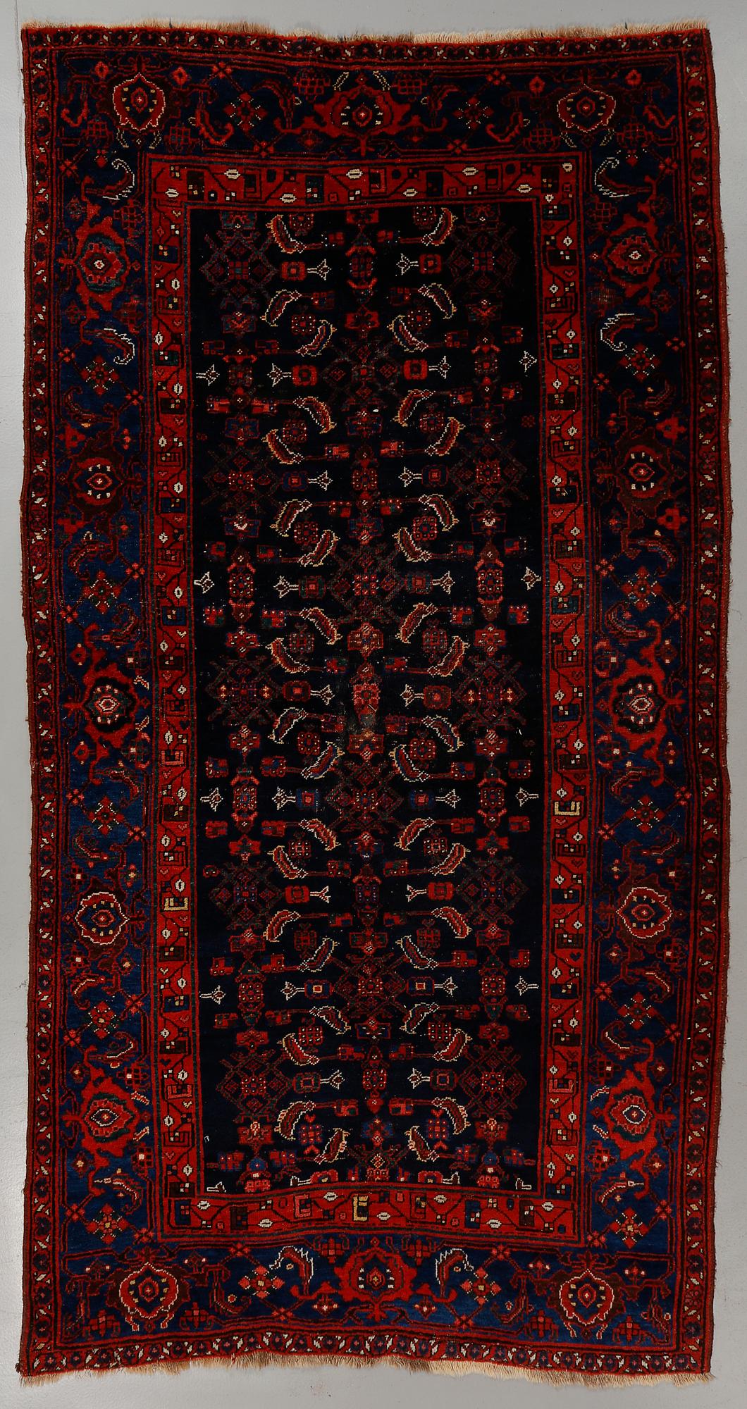 MATTA, orientalisk, modern tillverkning, ca 280 x 147 cm.