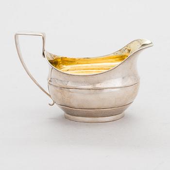 Fat och gräddsnäcka, silver, G. Holmberg, Åbo 1837 och I. Thiel, Kuopio 1841.