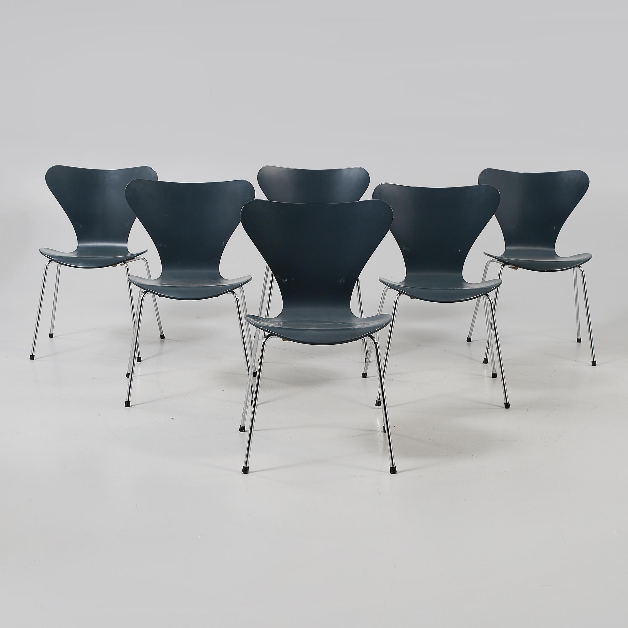 STOLAR, 6 st, "Sjuan", Arne Jacobsen, Fritz Hansen, Danmark, 1900-talets andra hälft.