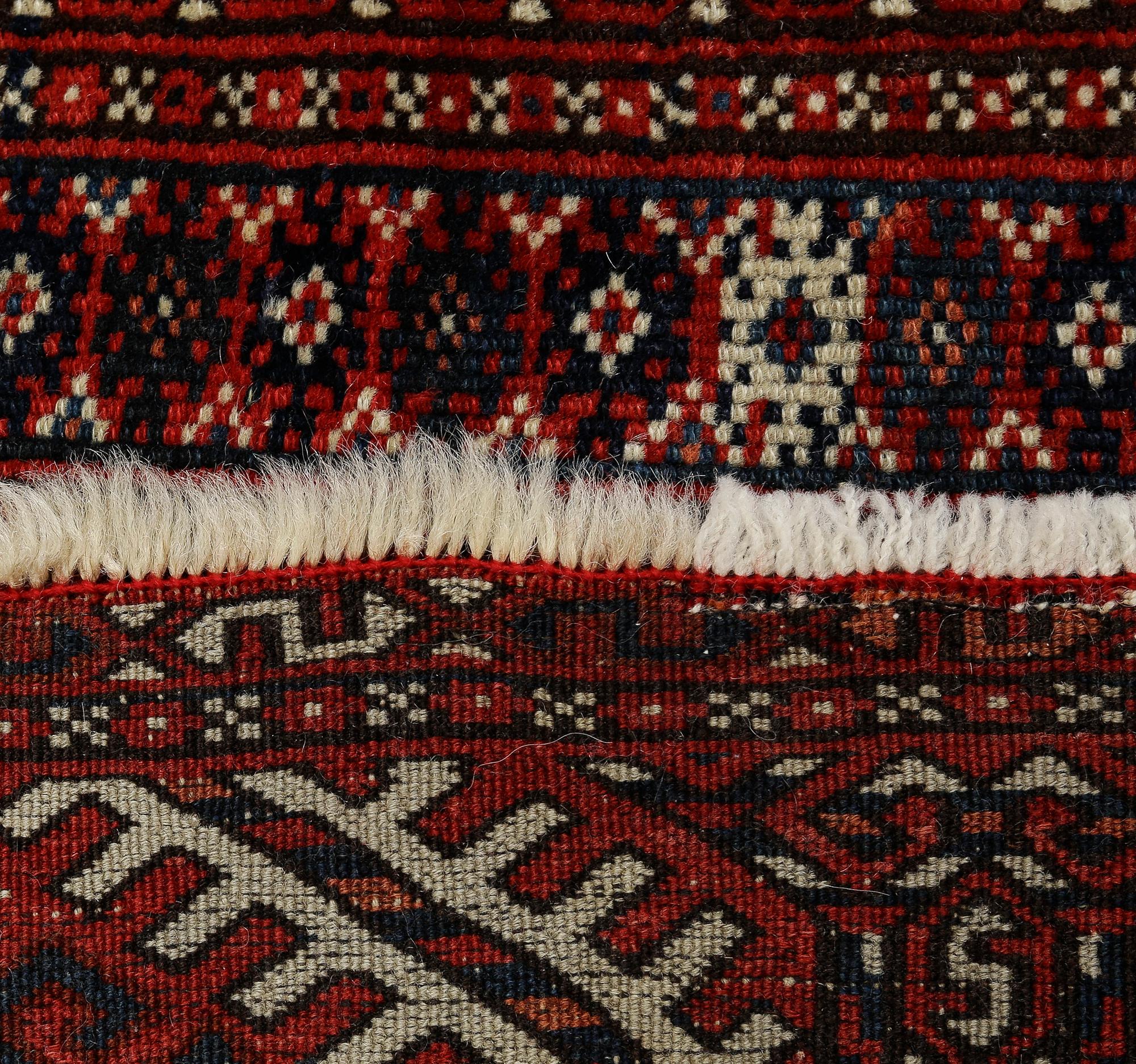 MATTA, old Turkmen. Ca 135x187.