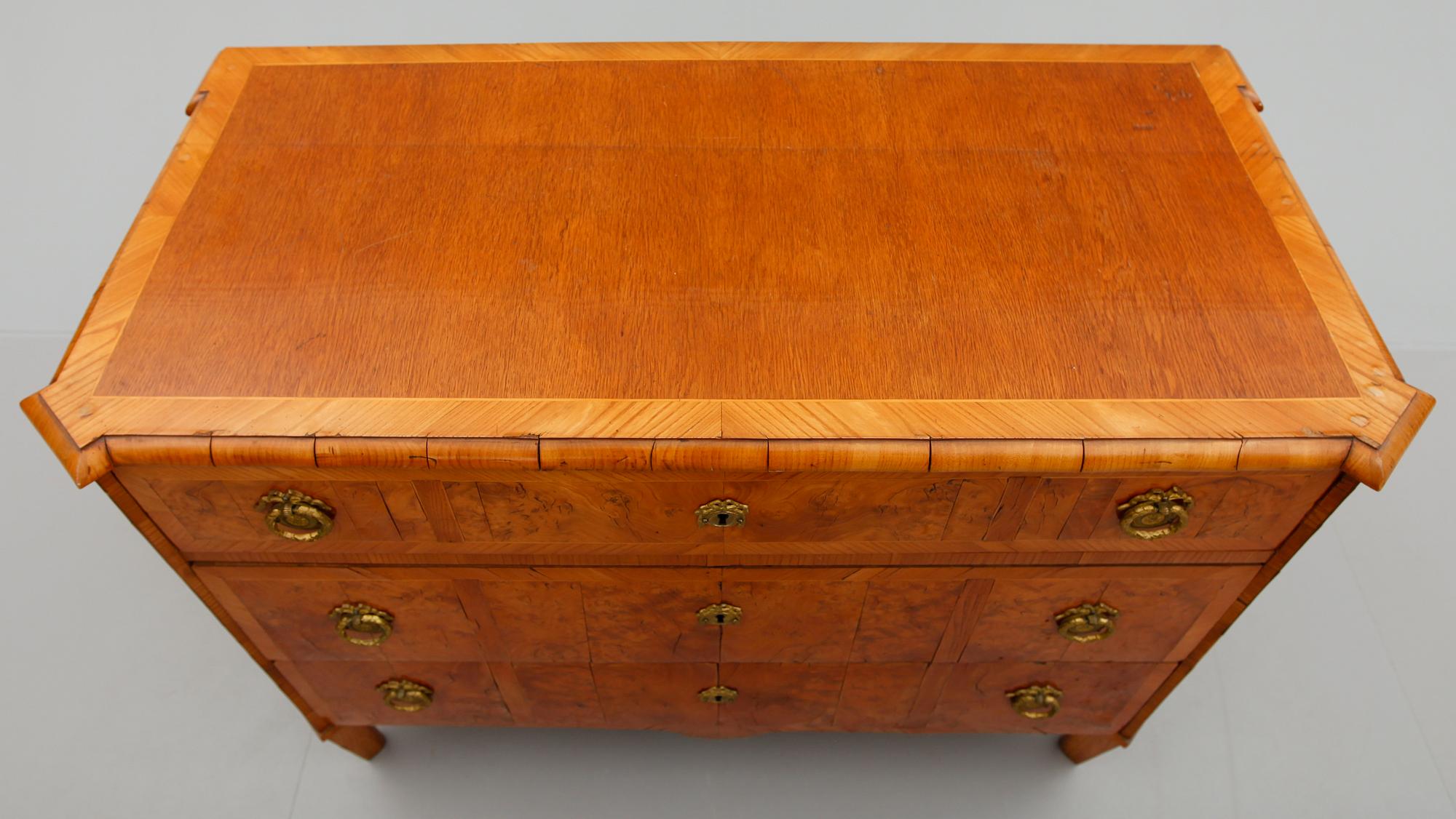 BYRÅ, sengustaviansk, 1700-/1800-tal.