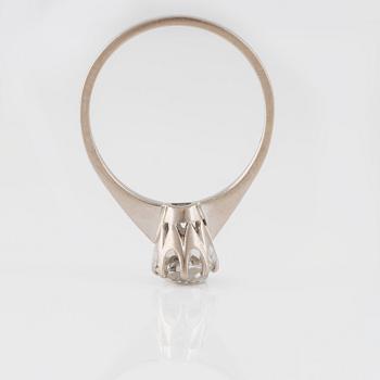 RING, 18K vitguld, gammalslipad diamant. Vikt 3,0 gram.