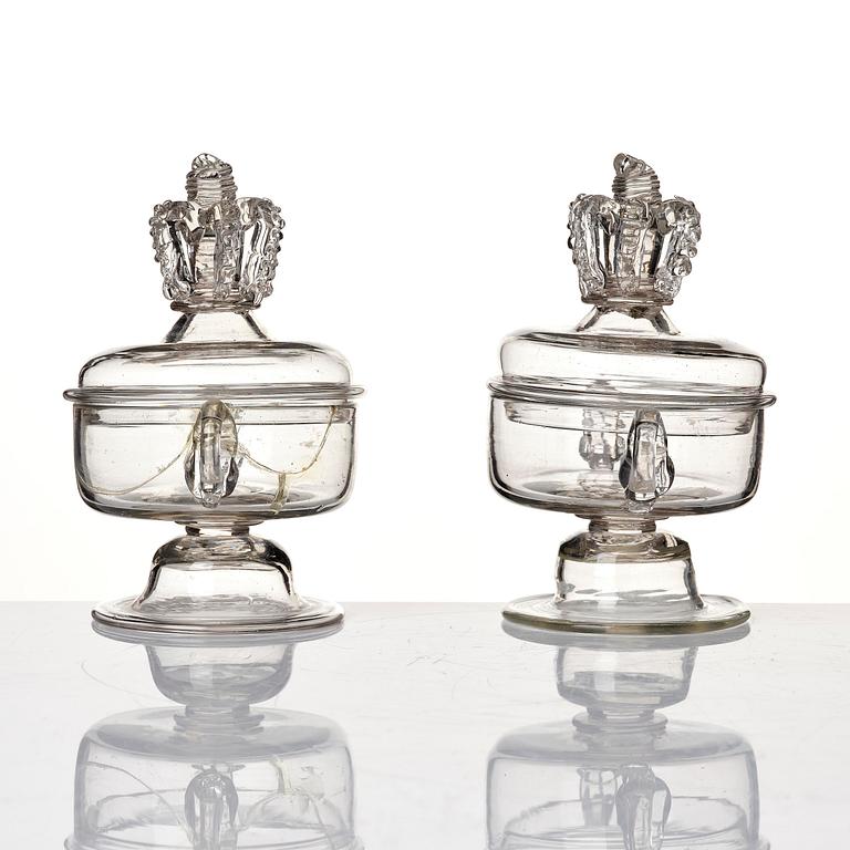A pair of Swedish butter boxes with covers, Kosta, 18th century.