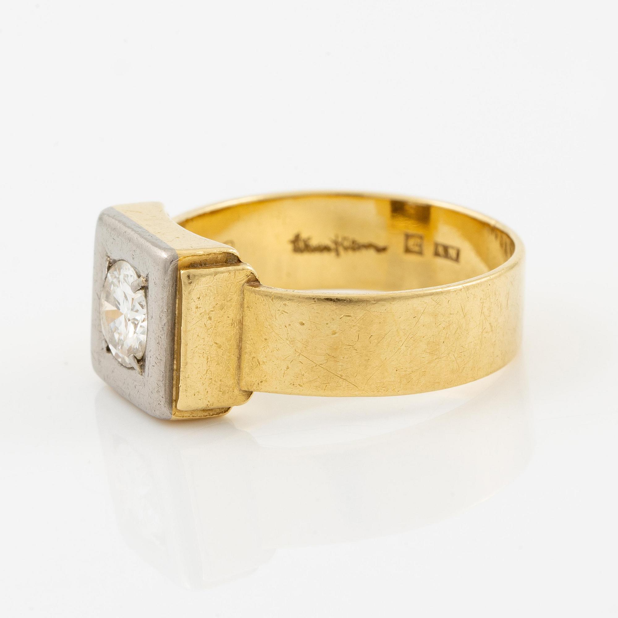 Wiwen Nilsson, a ring, 18K gold with a round brilliant-cut diamond, Lund 1964.