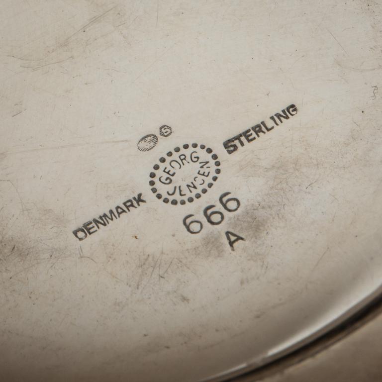 ASKFAT, sterlingsilver, Georg Jensen, modell 666A. Vikt ca 50g.