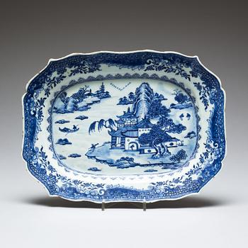 STEKFAT, porslin. Kina Qianlong(1736-1795).