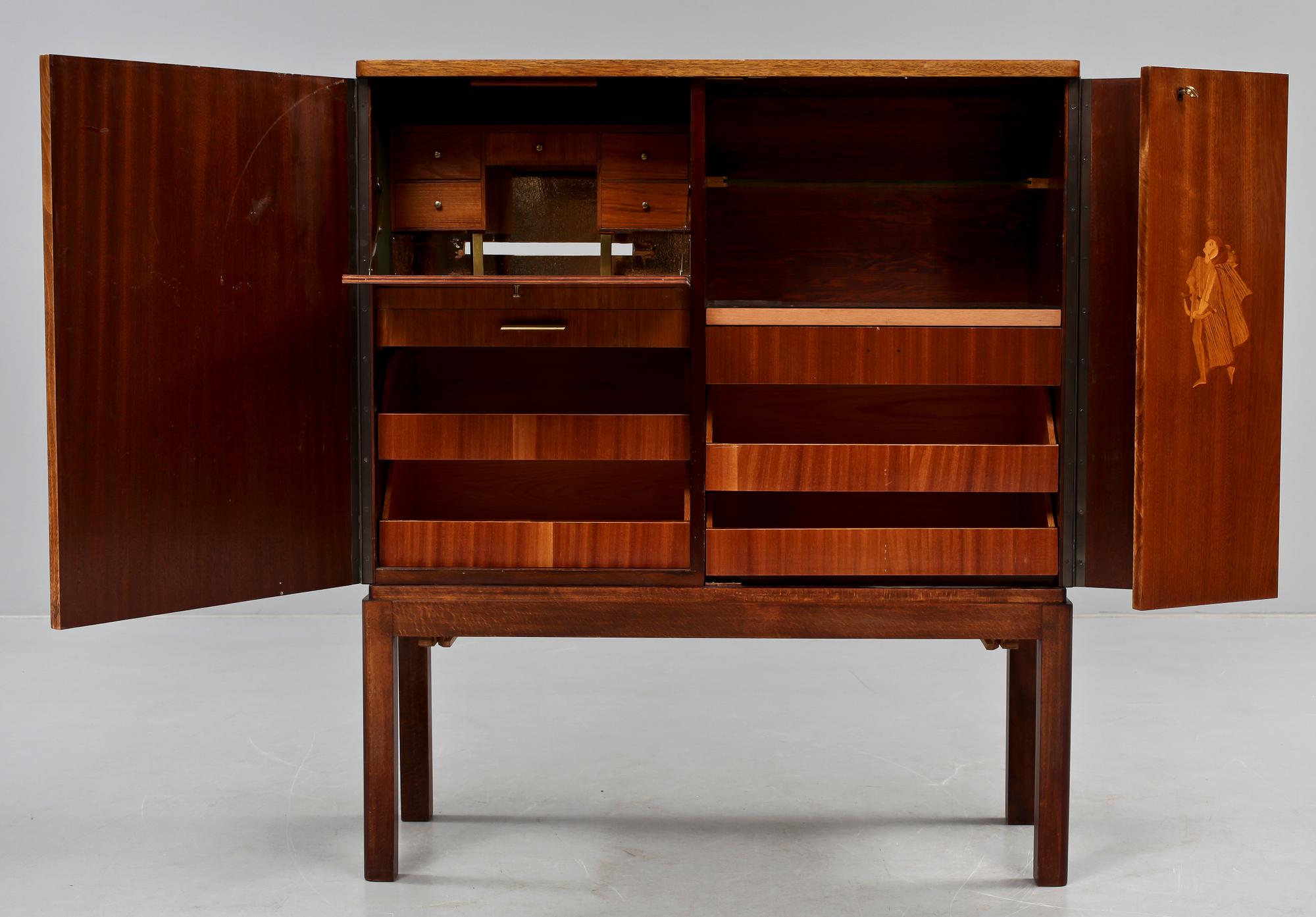 SKÅP, 1900-talets första hälft.